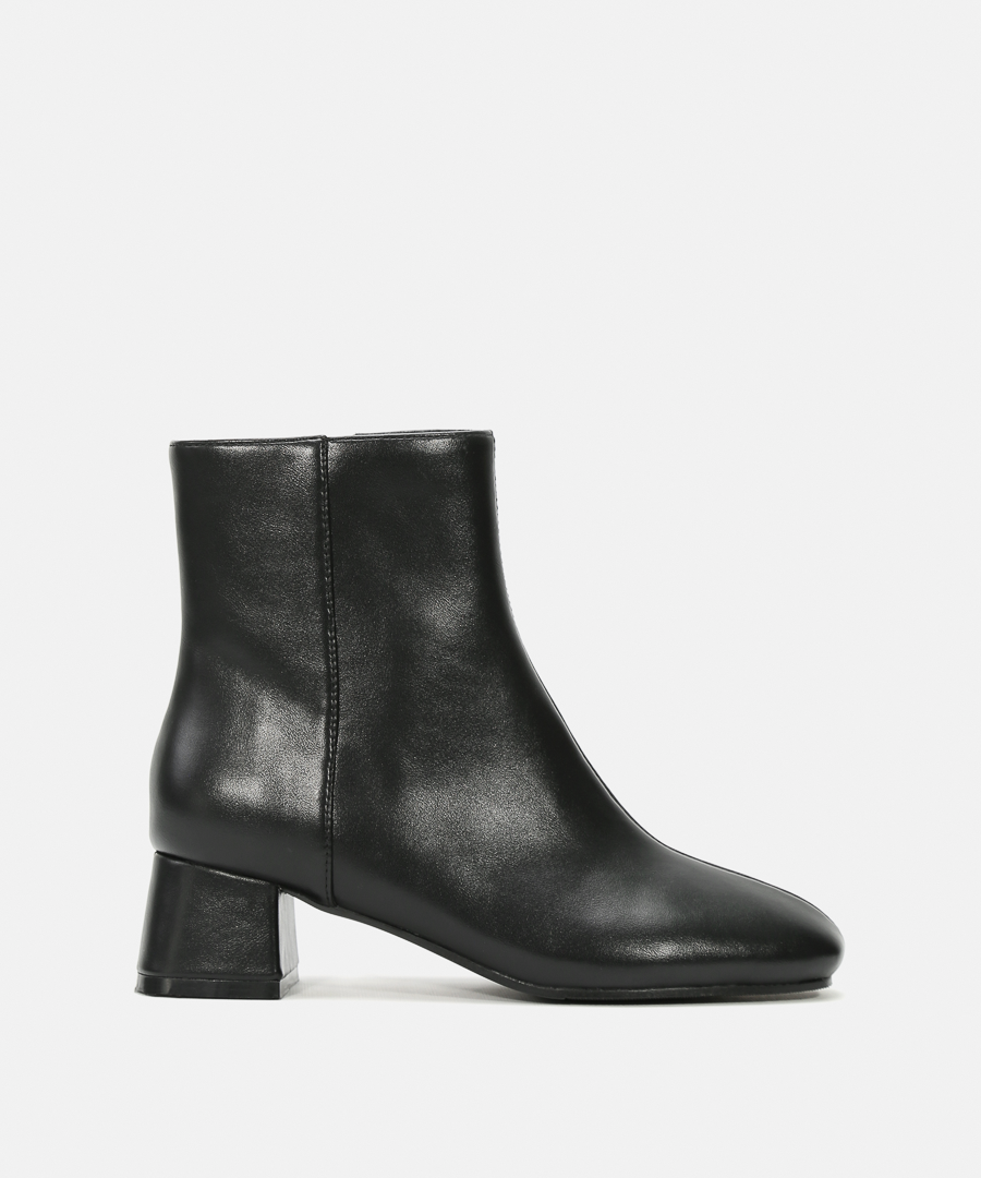 Botines punta cuadrada image number null